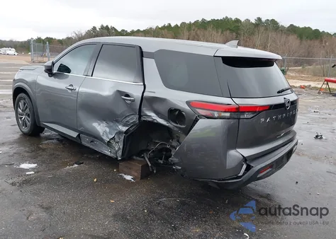 2022 Nissan Pathfinder S 2Wd z USA, uszkodzony, nr VIN 5N1DR3AA5NC228660